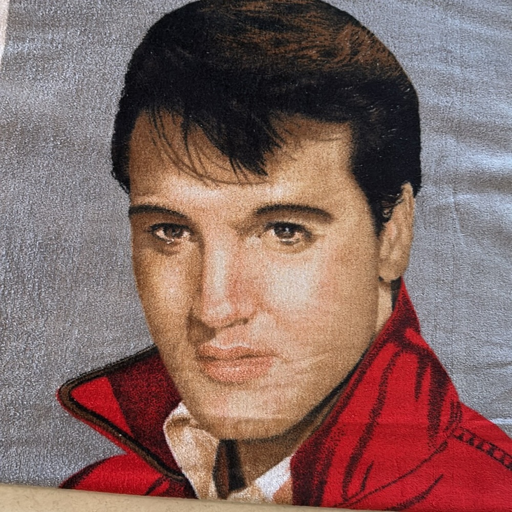 Elvis Presley Signature Beach Towel 1985 🖤❤️‍🔥❤️ 🎸 Excellent Condition!